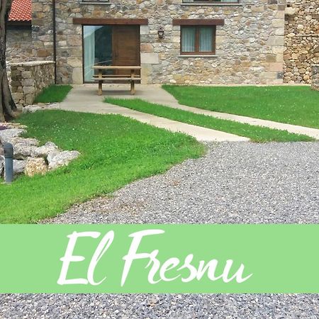 Apartamentos Rurales Casa La Piedra Кольия Экстерьер фото