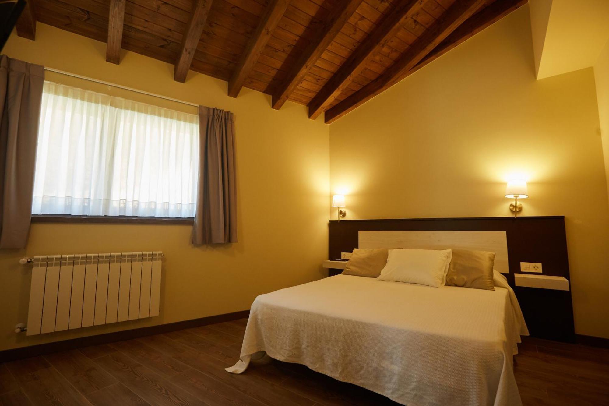 Apartamentos Rurales Casa La Piedra Кольия Экстерьер фото