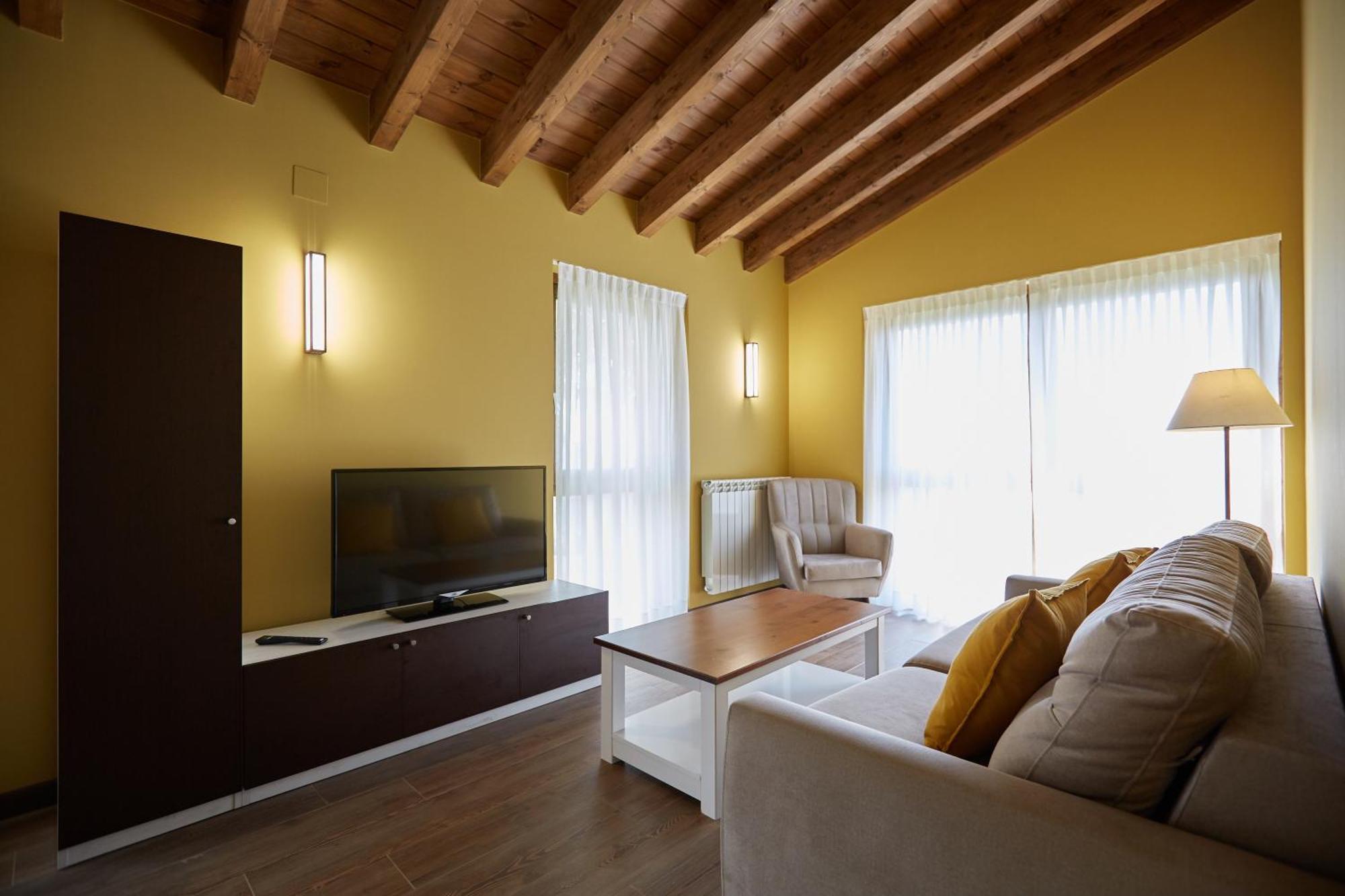 Apartamentos Rurales Casa La Piedra Кольия Экстерьер фото