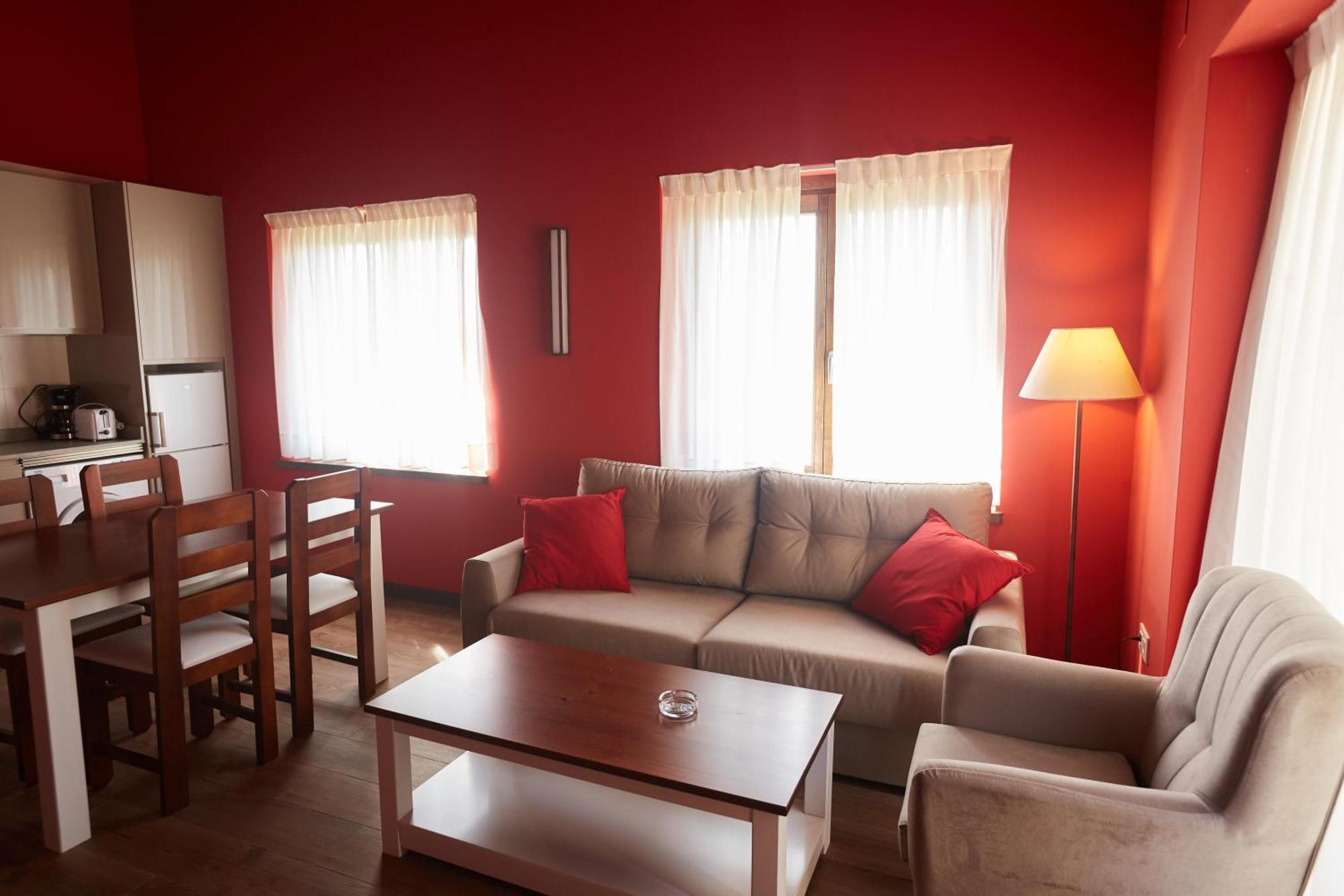 Apartamentos Rurales Casa La Piedra Кольия Экстерьер фото