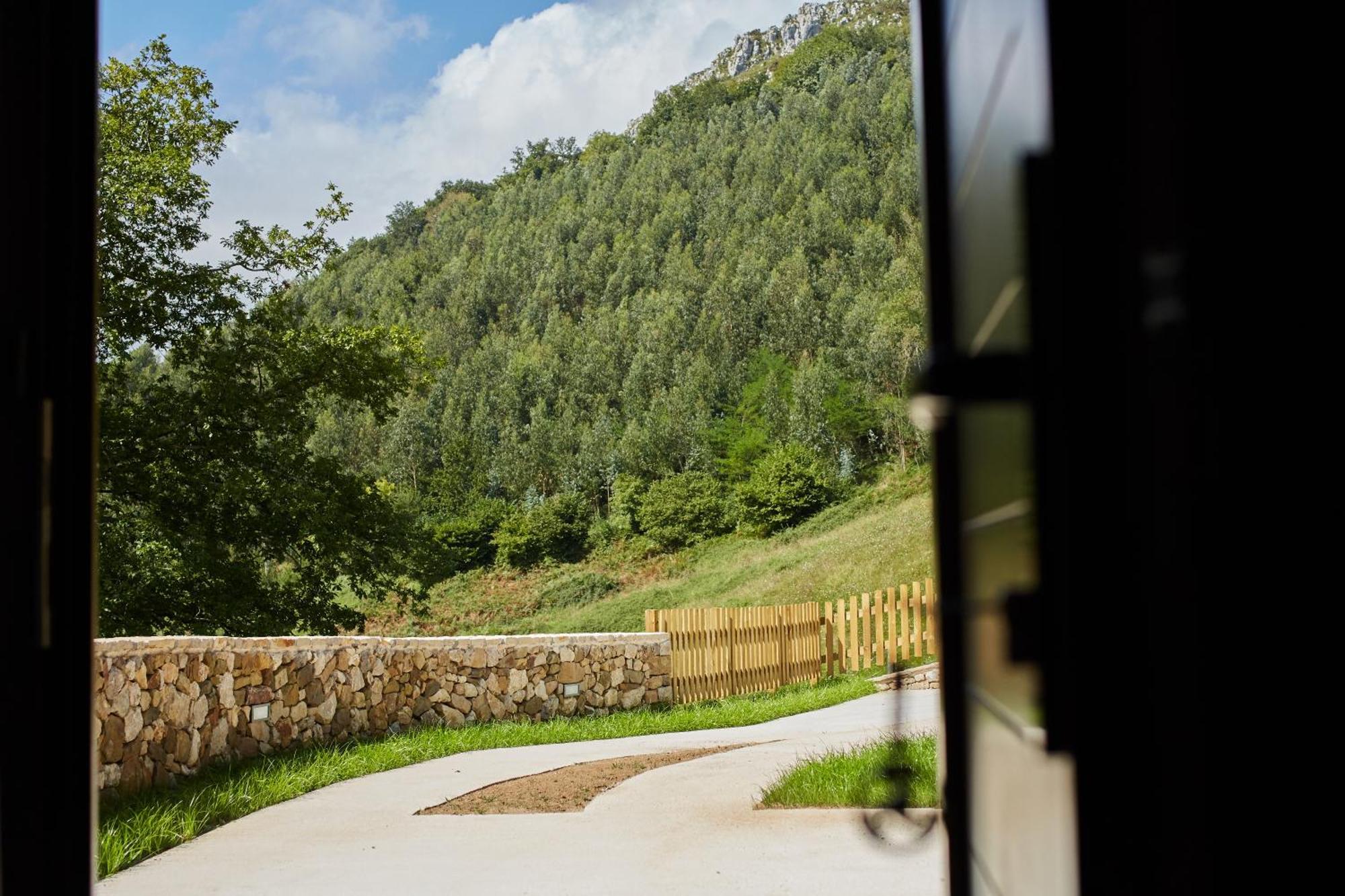 Apartamentos Rurales Casa La Piedra Кольия Экстерьер фото