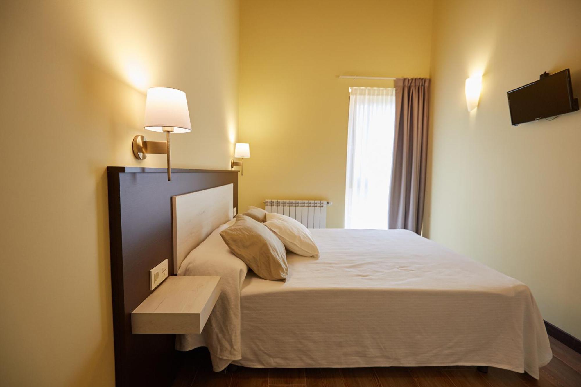 Apartamentos Rurales Casa La Piedra Кольия Экстерьер фото